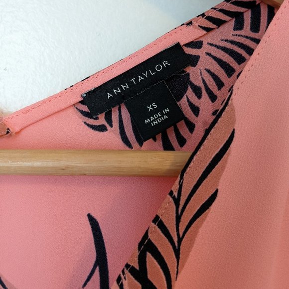 Ann Taylor Sleeveless Pink Blouse - Picture 5 of 11